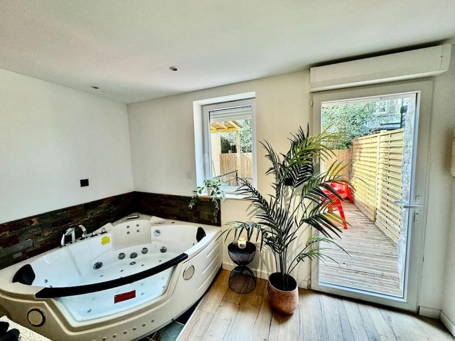 Sauna & Balneo Au Coeur De Rouen Extérieur photo