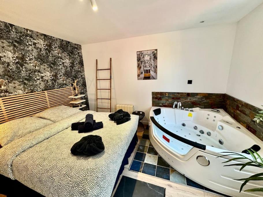 Sauna & Balneo Au Coeur De Rouen Extérieur photo